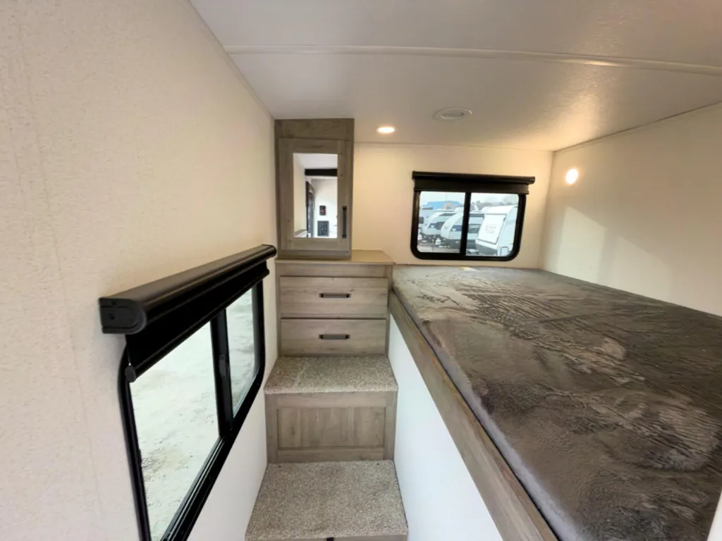 2026 Forest River Solaire 3150TBSS, Photos photo 15
