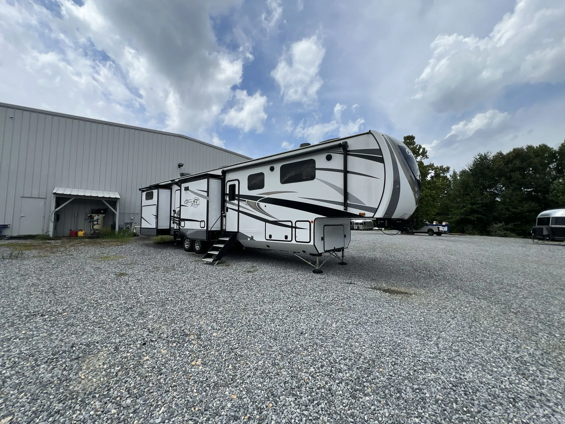 2022 Highland Ridge Open Range 395BHS - Photo 2