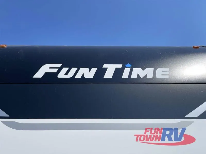 2026 CrossRoads RV Fun Time 26RB - Photo 2
