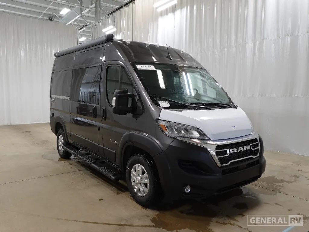 2026 Entegra Coach ARC 18C - Photo 2