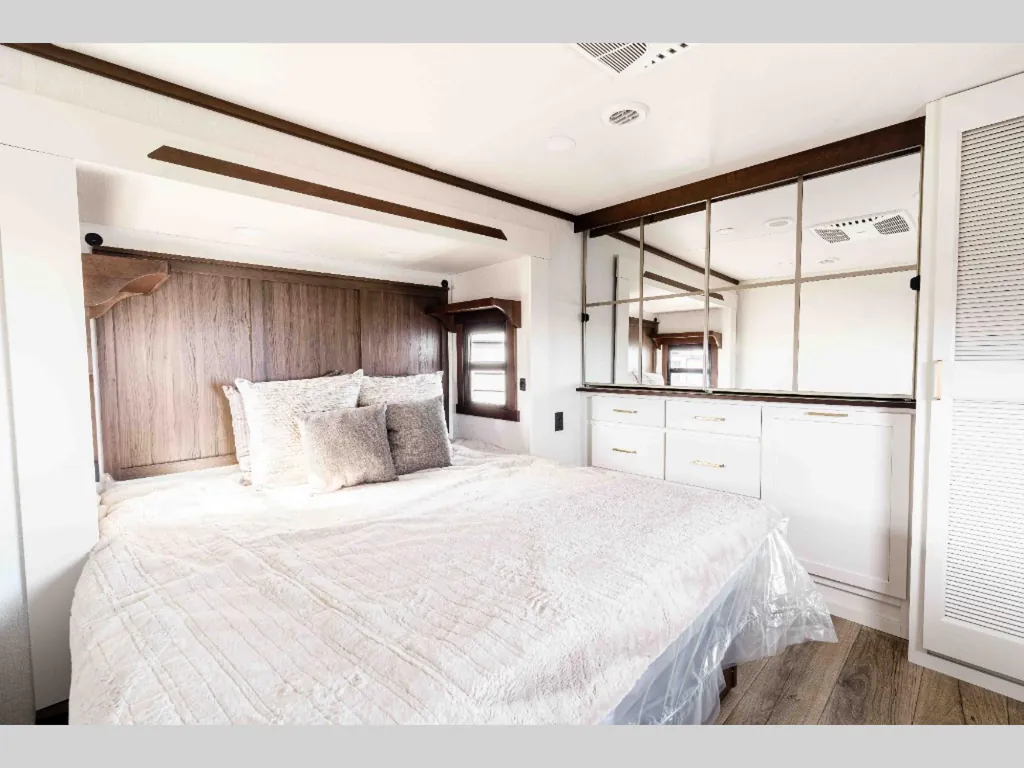 2027 Forest River Cedar Creek 380DB, Photos photo 13