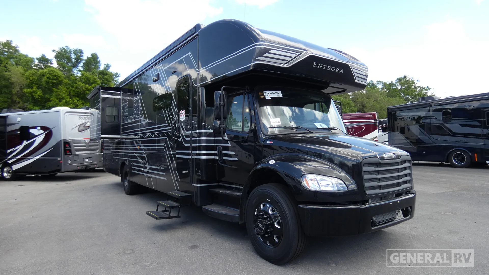 2026 Entegra Coach Accolade XL 37K - Photo 2