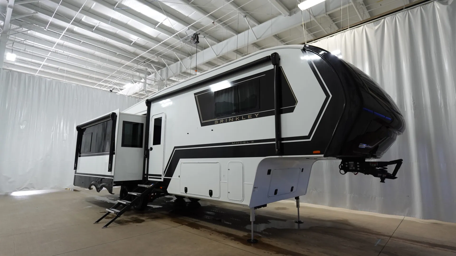 2026 Brinkley Model Z 3100 - Photo 2