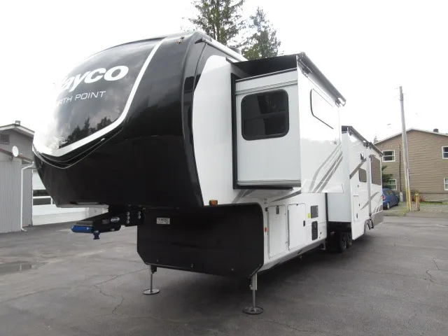 2026 Jayco North Point 381CKRE - Photo 3