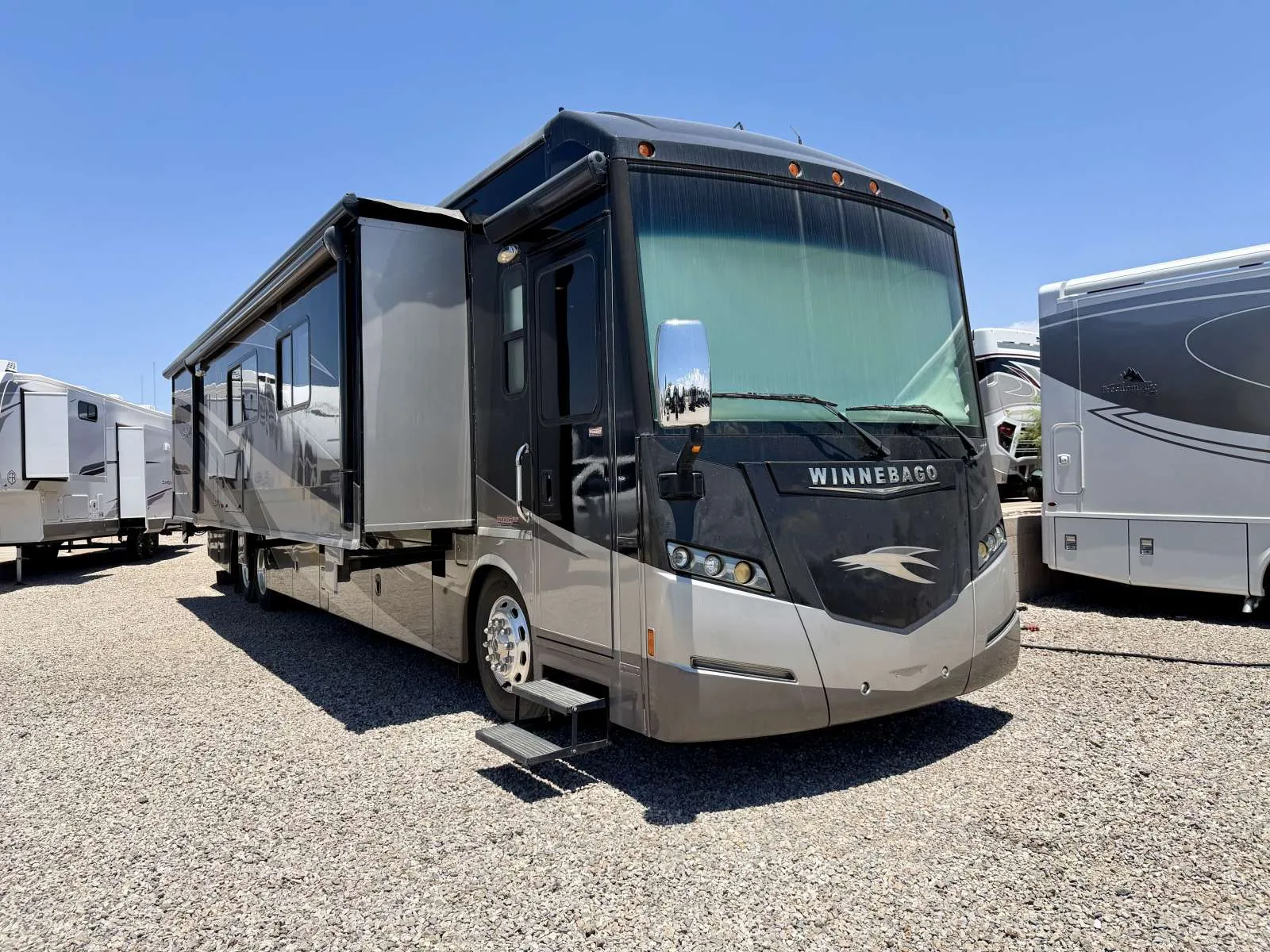 2013 Winnebago Journey 42E - Photo 2