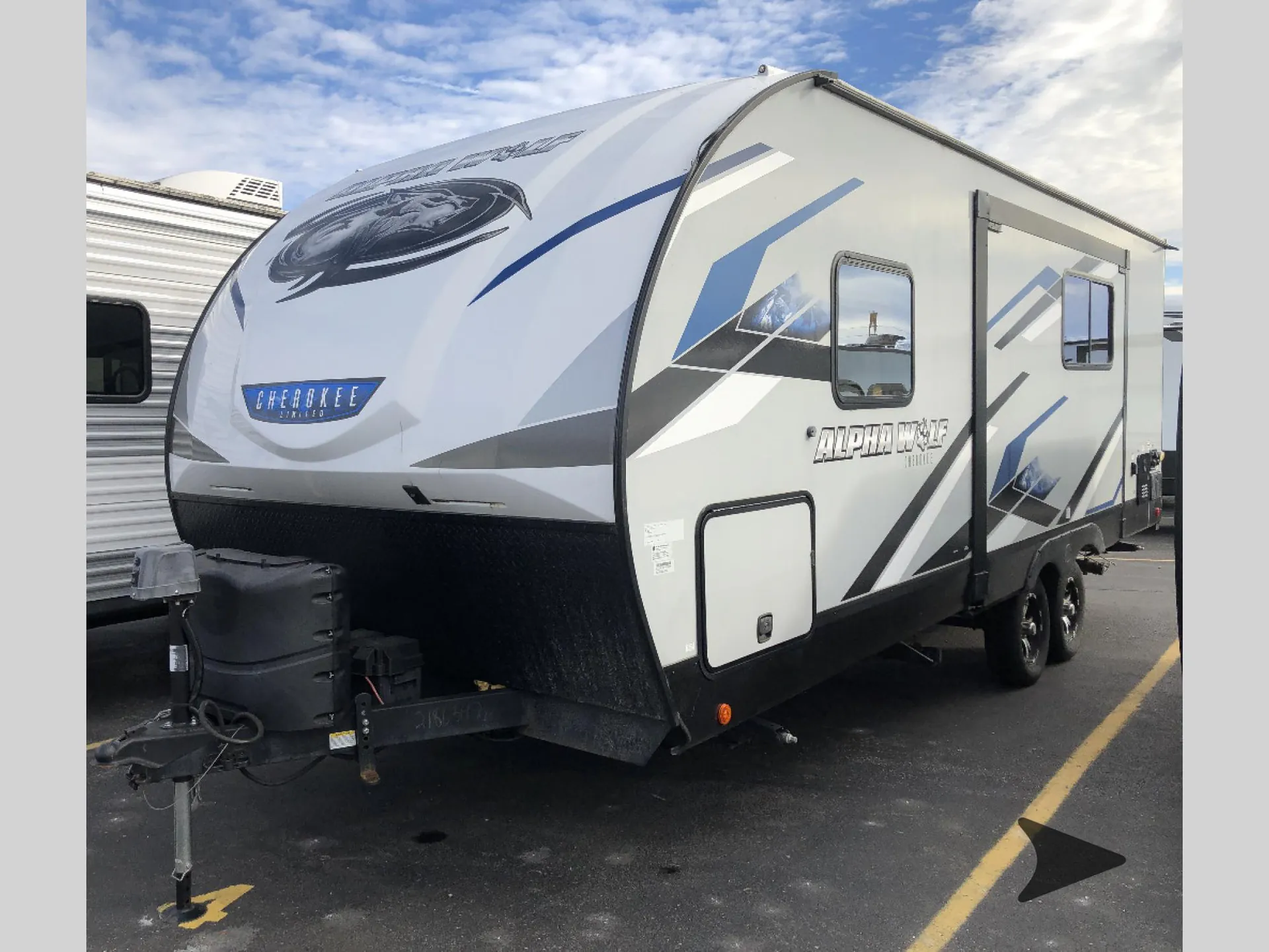 2022 Forest River Cherokee Alpha Wolf 22SW-L — Photo 5