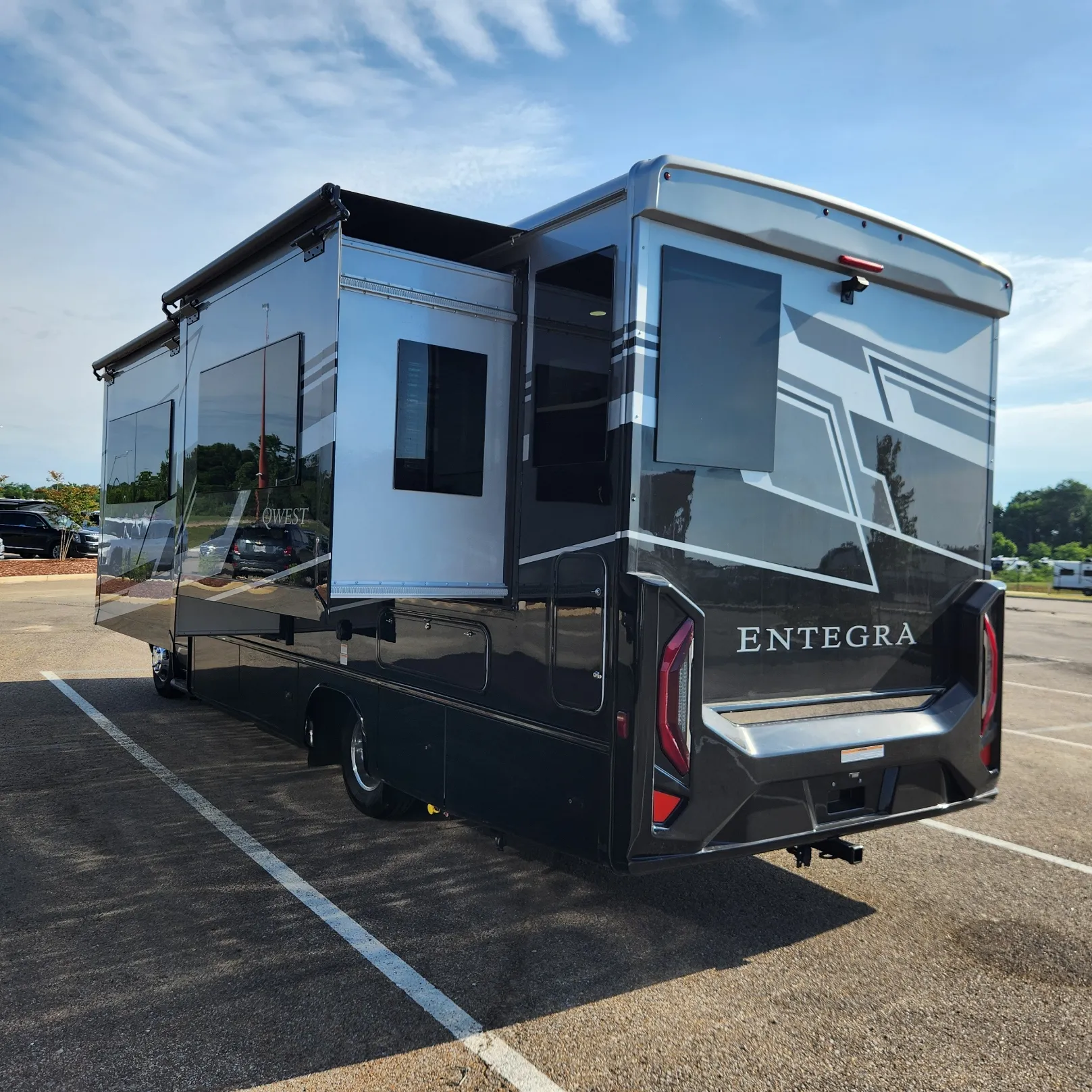 2027 Entegra Coach Qwest 25L - Photo 4