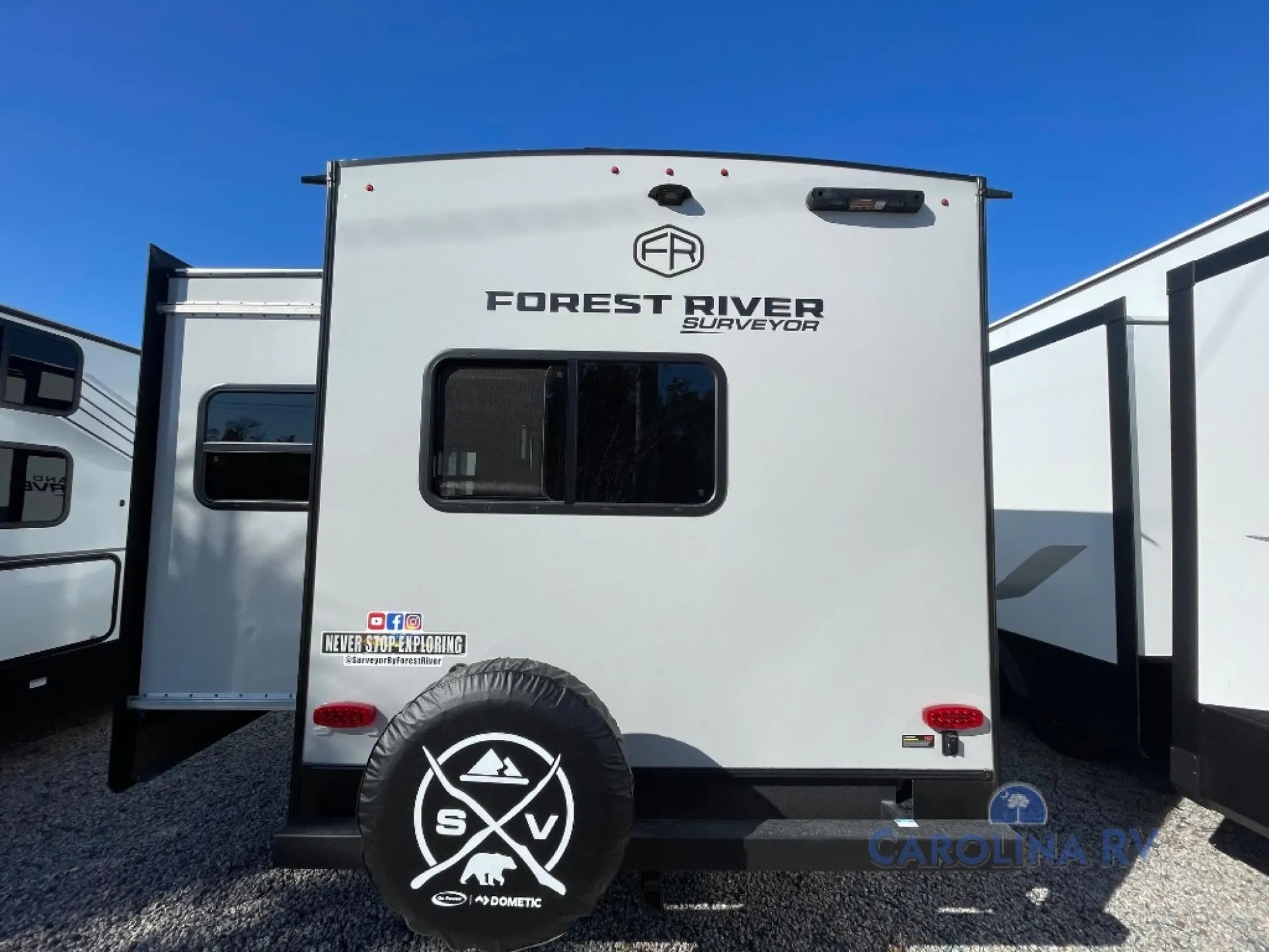 2025 Forest River Grand Surveyor 275FKBS - Photo 3
