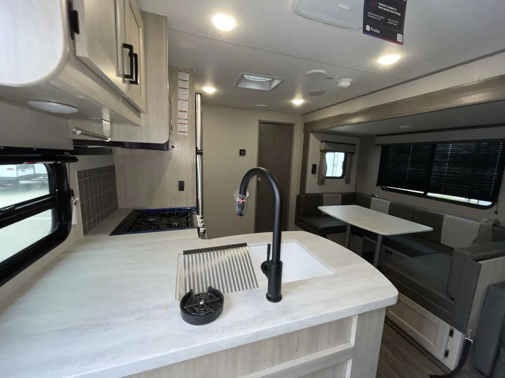 2026 Forest River Aurora 29TQS — Photo 7