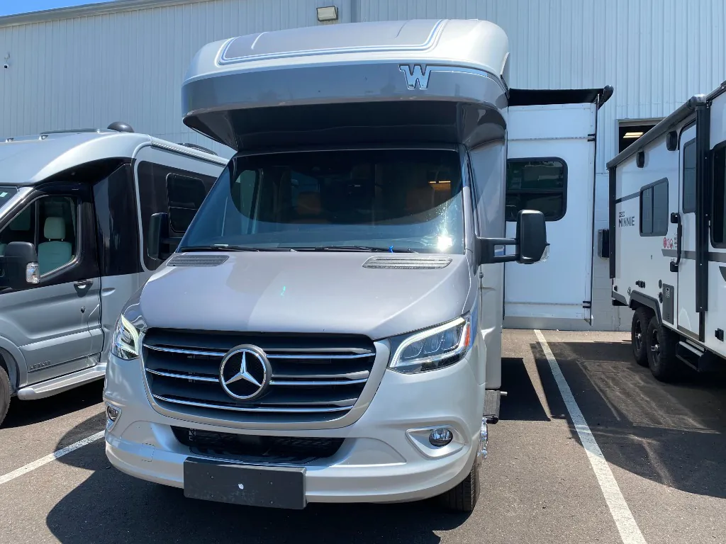 2025 Winnebago Navion 24T - Photo 3