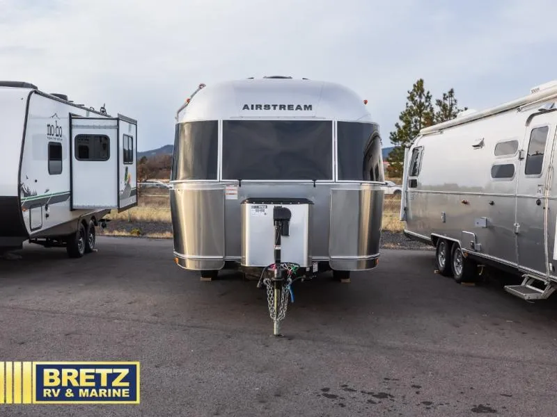 2022 Airstream Caravel 22FB - Photo 3