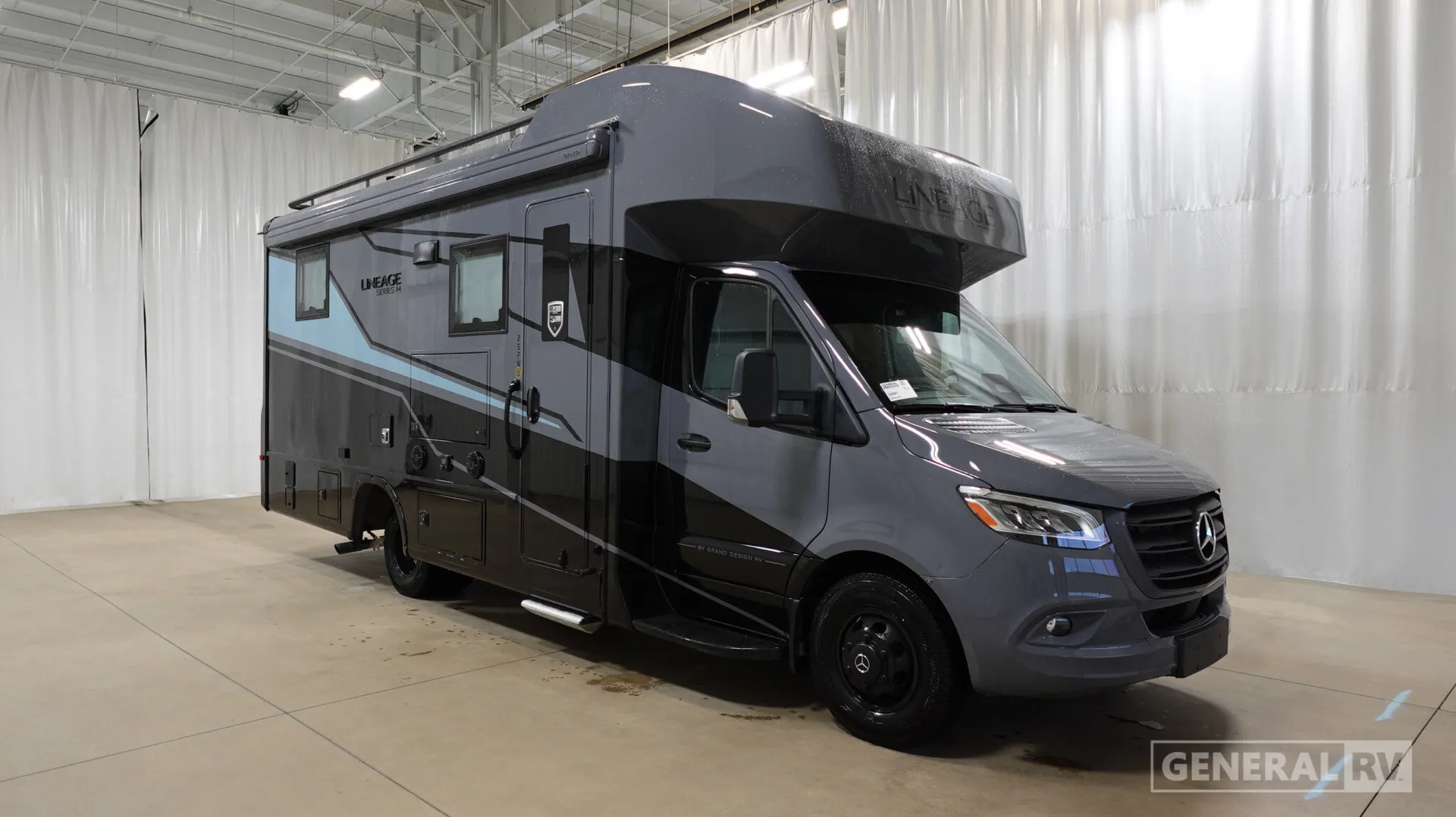 2026 Grand Design Lineage Series M 25FW - Photo 2