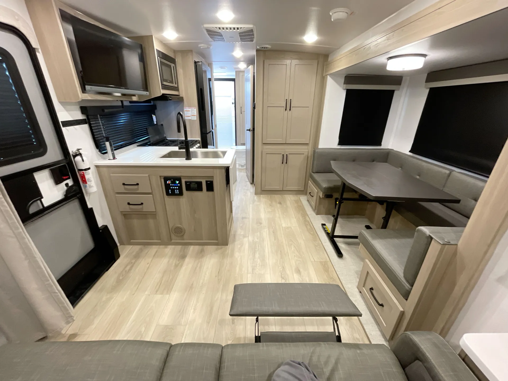 2025 Forest River Rockwood Mini Lite 2519S — cabinet