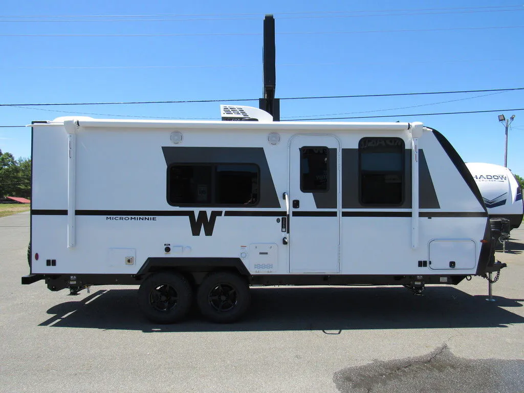 2026 Winnebago Micro Minnie 2200FBH - Photo 2