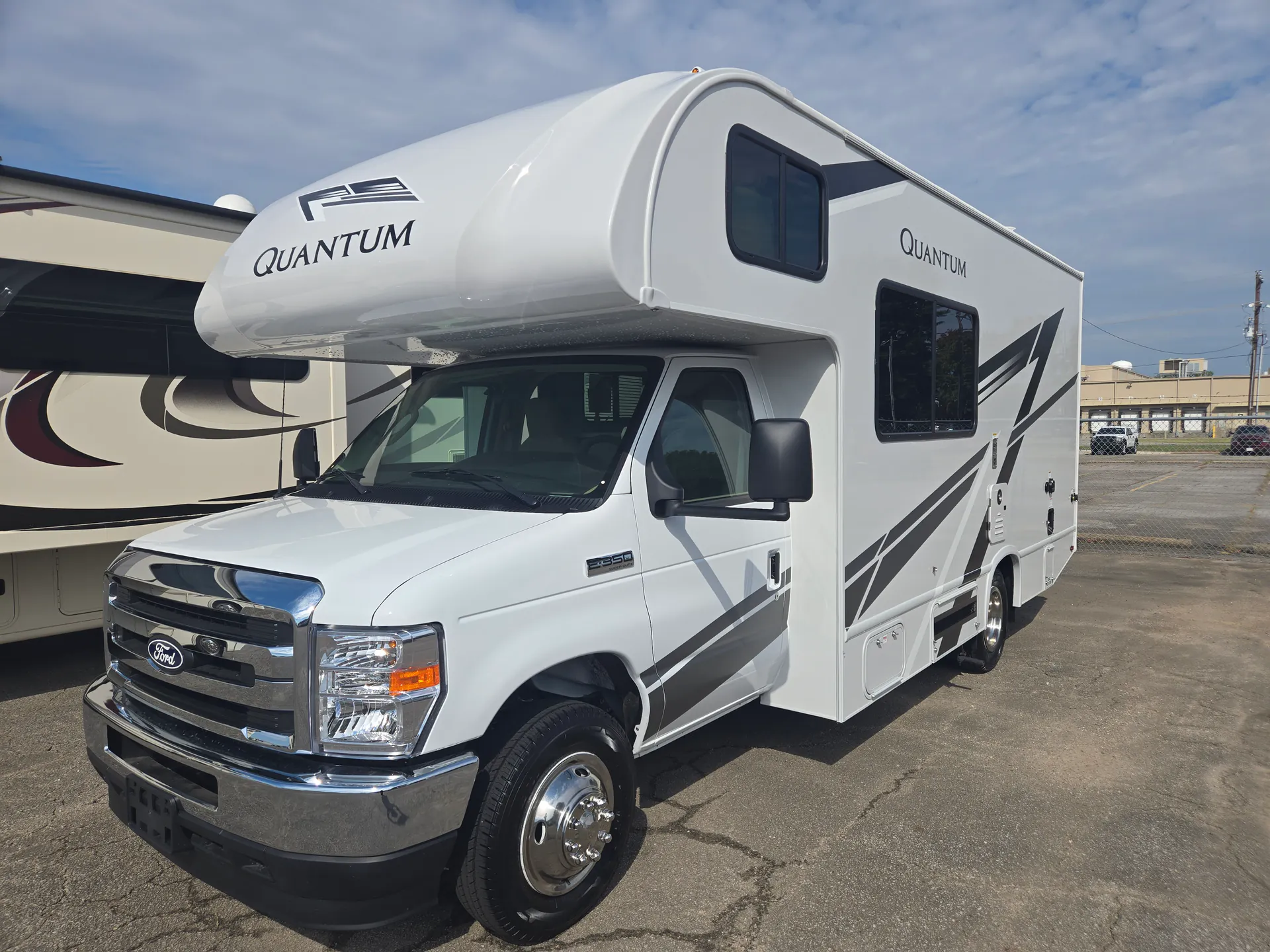 2026 Thor Motor Coach Quantum LC21 - Photo 4