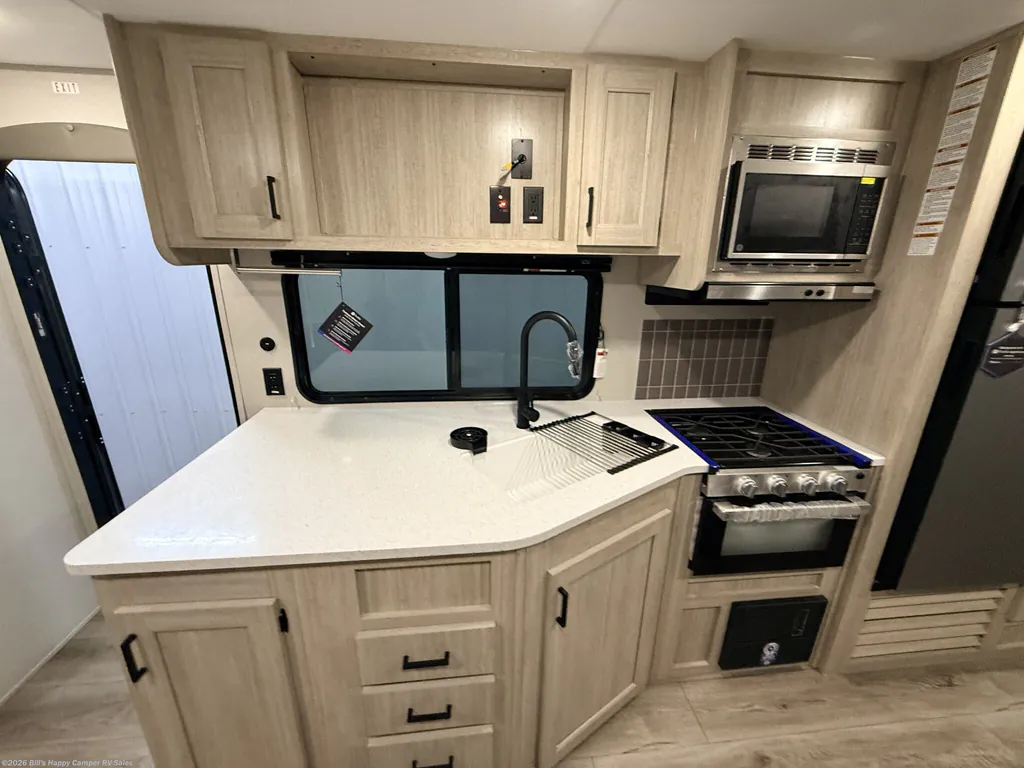 2026 Coachmen Catalina Legacy Edition 243RBS, Photos photo 18