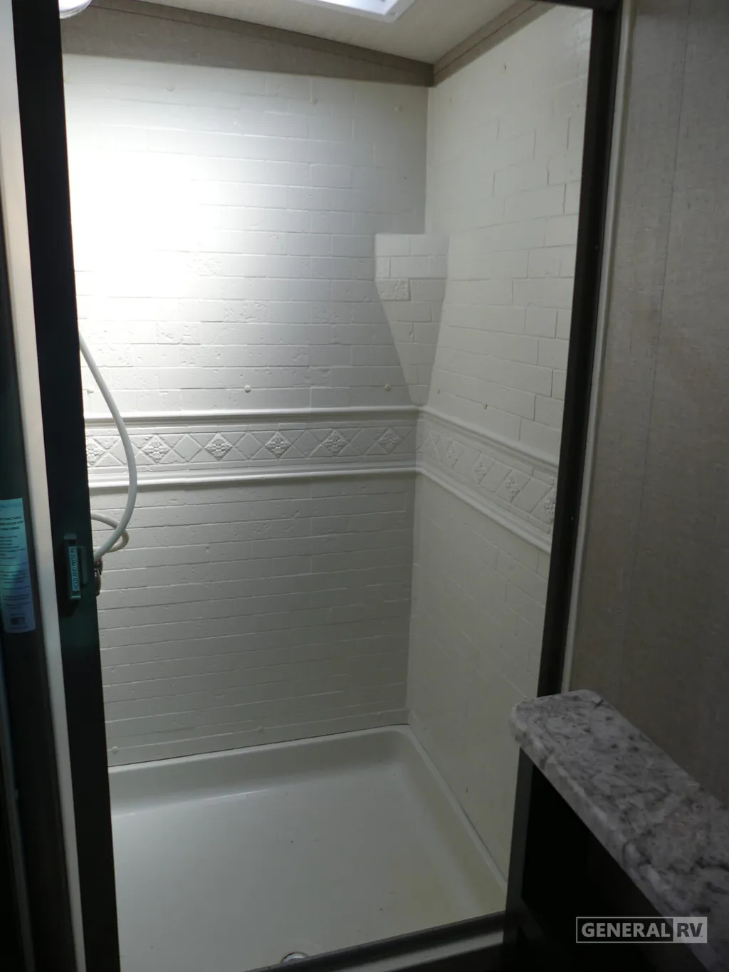 2019 Grand Design Imagine 2800BH, Photos photo 16