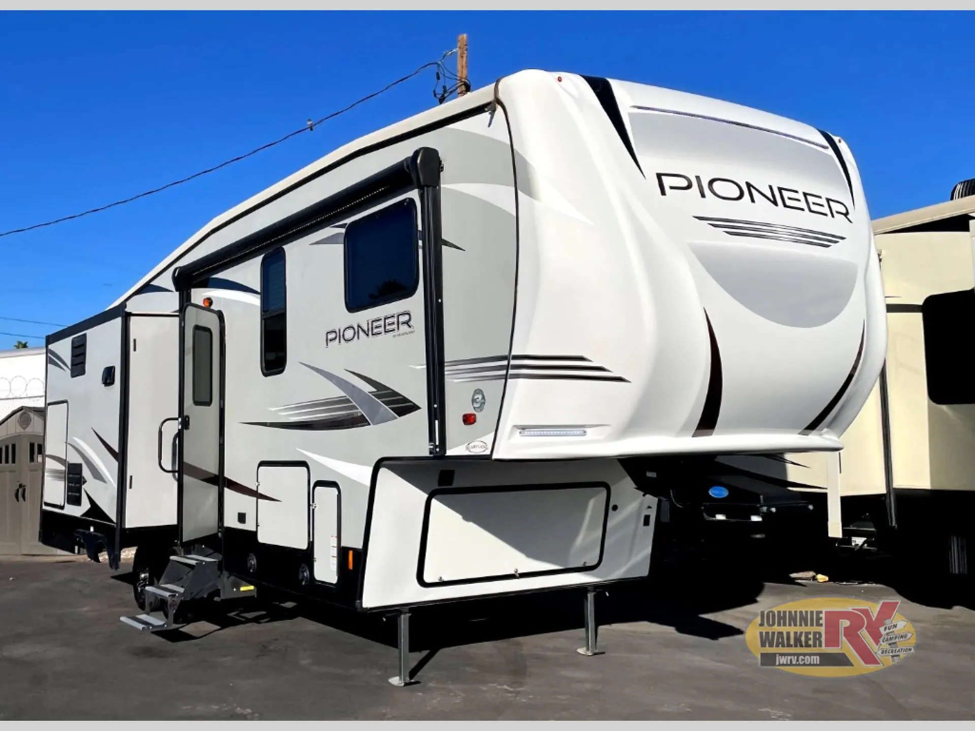 2020 Heartland Pioneer 290 - Photo 4