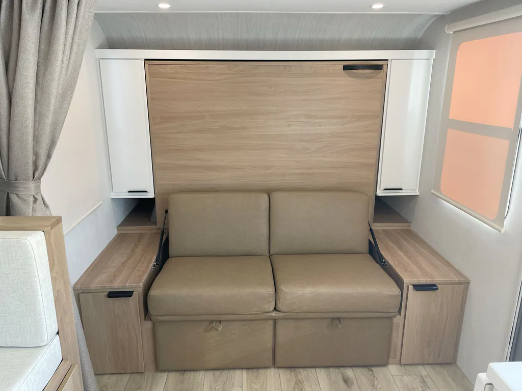 2027 Winnebago Micro Minnie 2108DS, Photos photo 15
