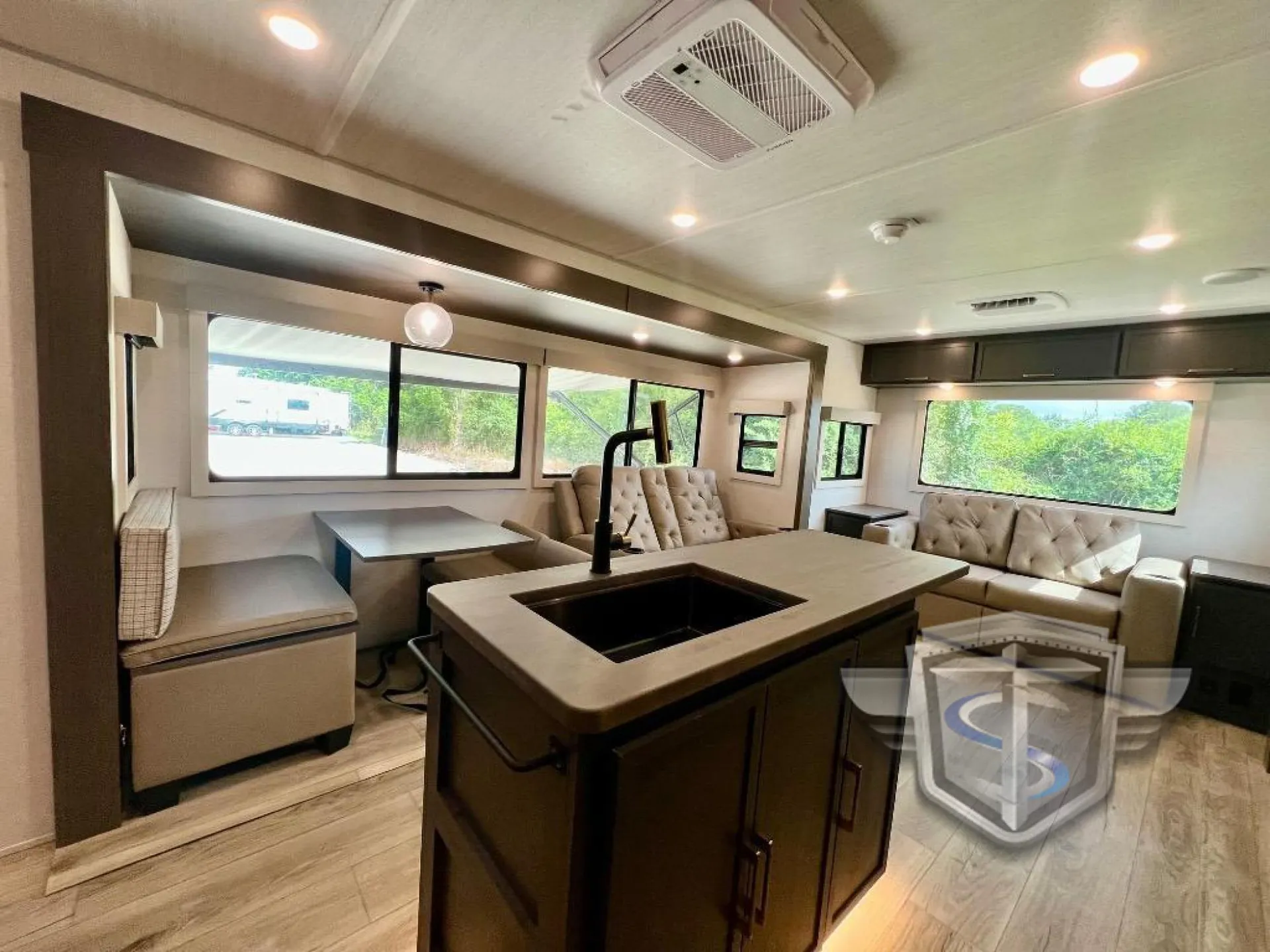 2027 Forest River Grand Surveyor 305RLBS - Photo 3