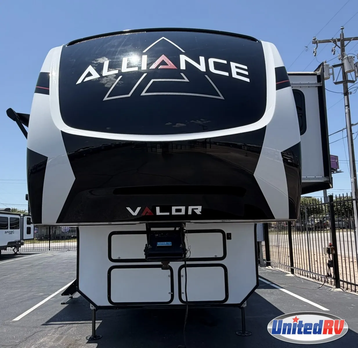 2023 Alliance RV Valor 40V13 - Photo 3