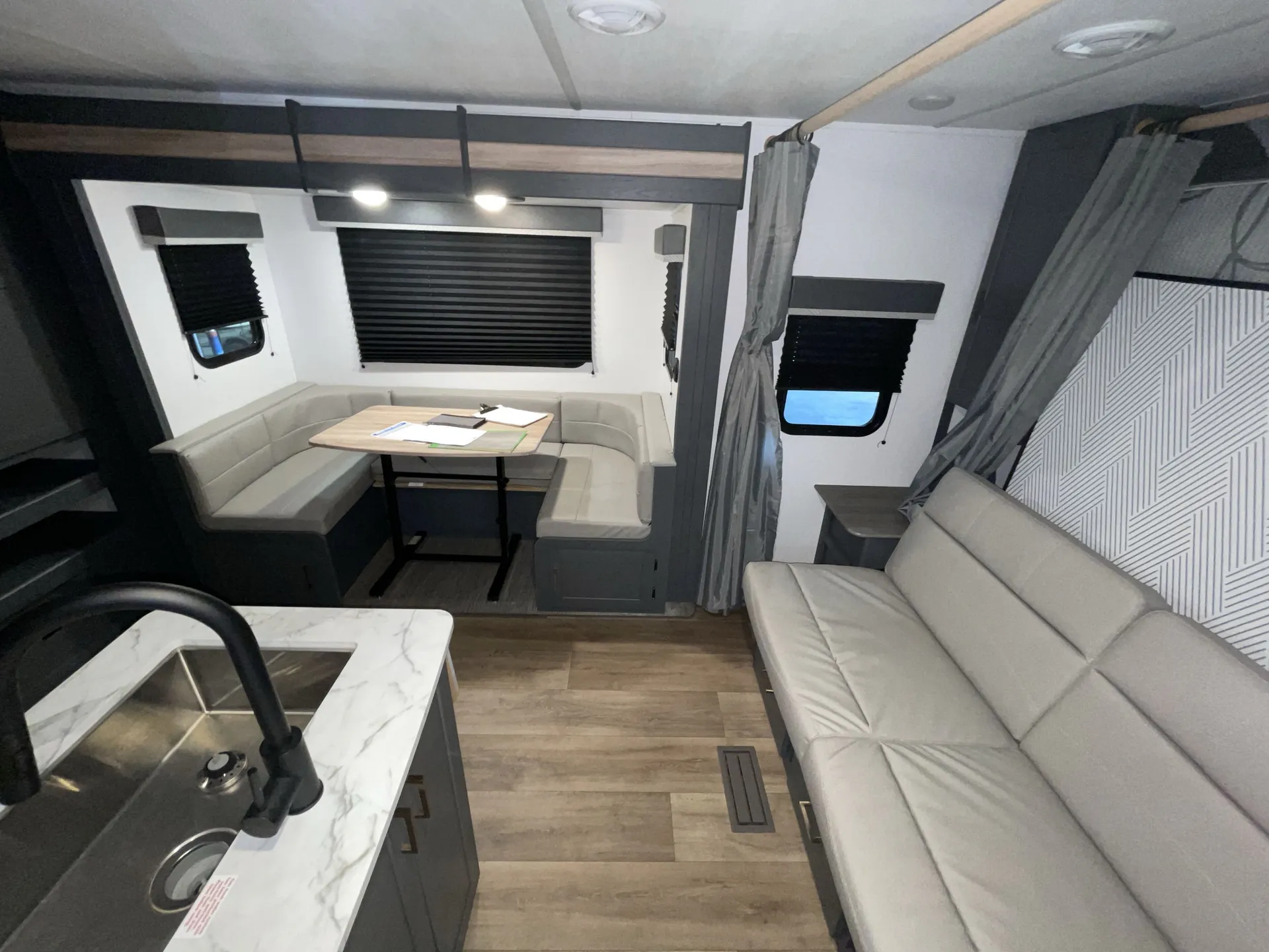 2024 Keystone Bullet Crossfire 1890RB — living area main