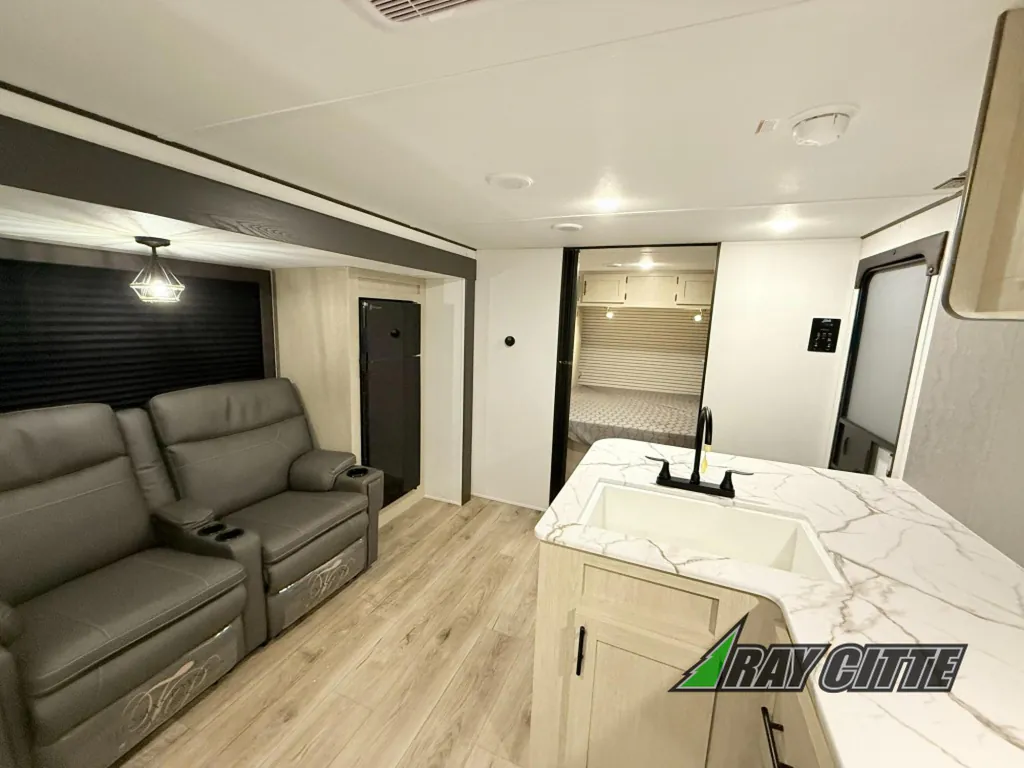 2026 Shasta RVs i-5 Edition 526RBS, Photos photo 14