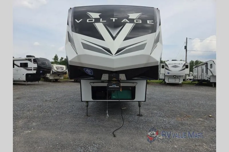 2022 Dutchmen Voltage 4225 - Photo 4