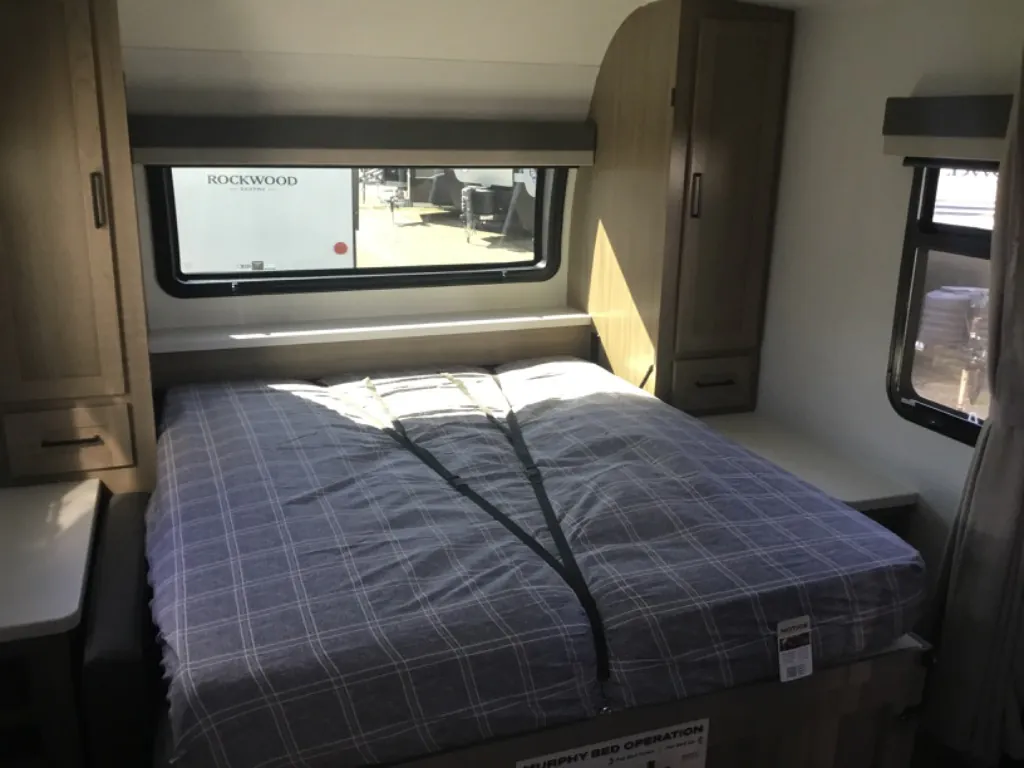 2027 Forest River Rockwood Mini Lite 2509S, Photos photo 7