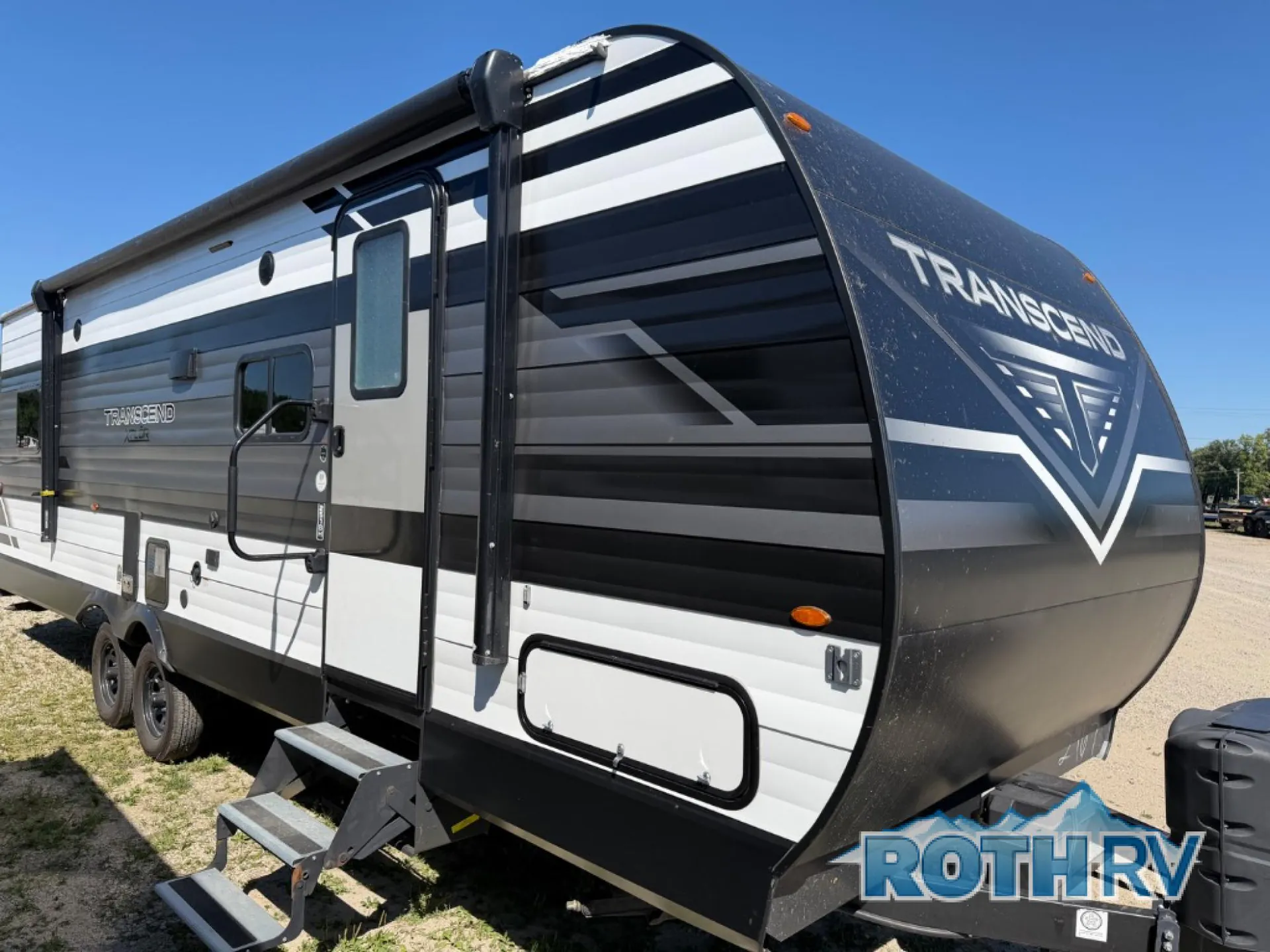 2022 Grand Design Transcend Xplor 251BH - Photo 2