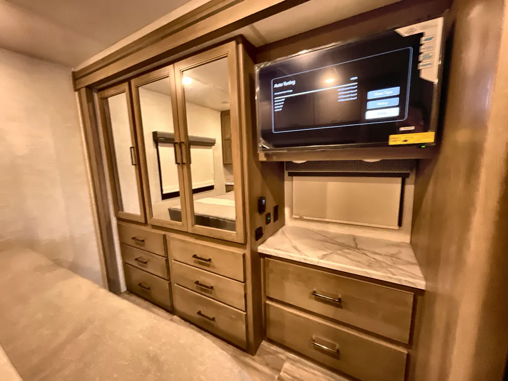 2026 Thor Motor Coach Freedom Traveler A29, Photos photo 15