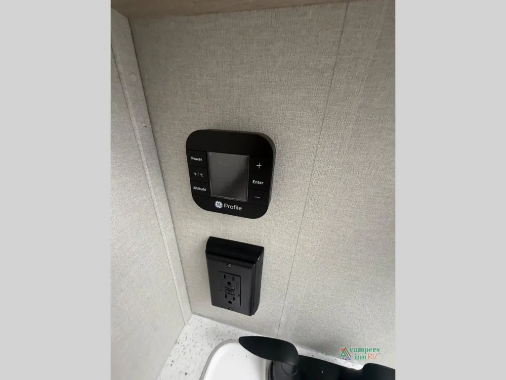2026 Coachmen Catalina Legacy Edition 243RBS, Photos photo 32