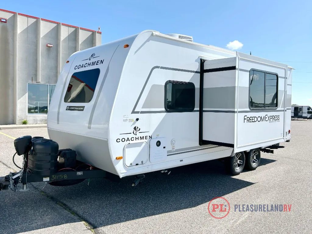 2026 Coachmen Freedom Express Select 21SE, Photos photo 4