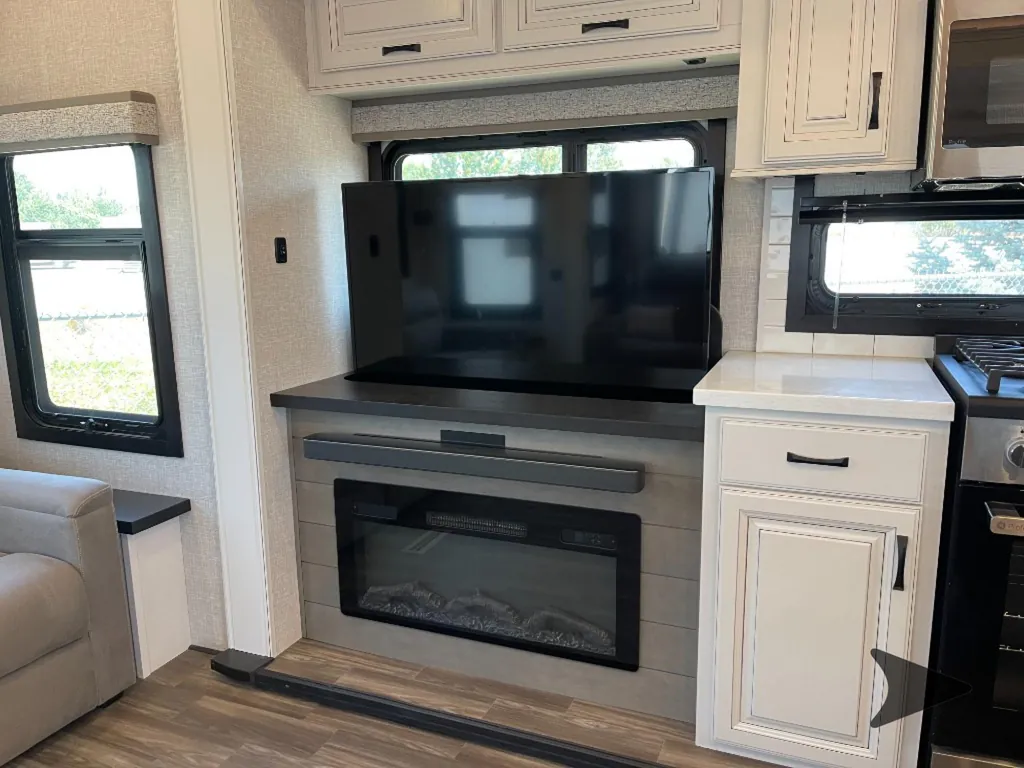 2024 Jayco North Point 387FBTS, Photos photo 16