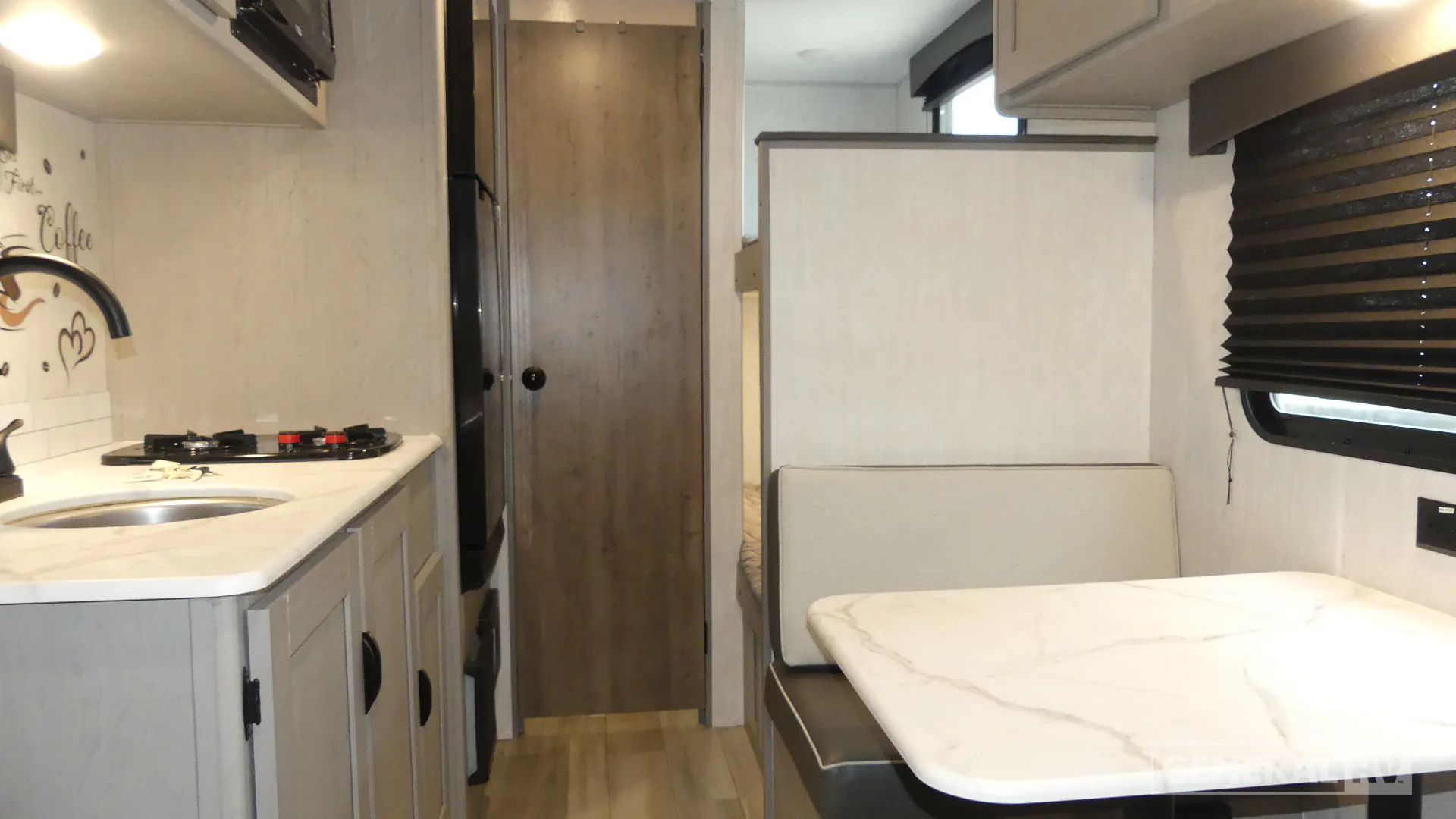 2025 Coachmen Clipper Cadet 17CBH - Photo 3