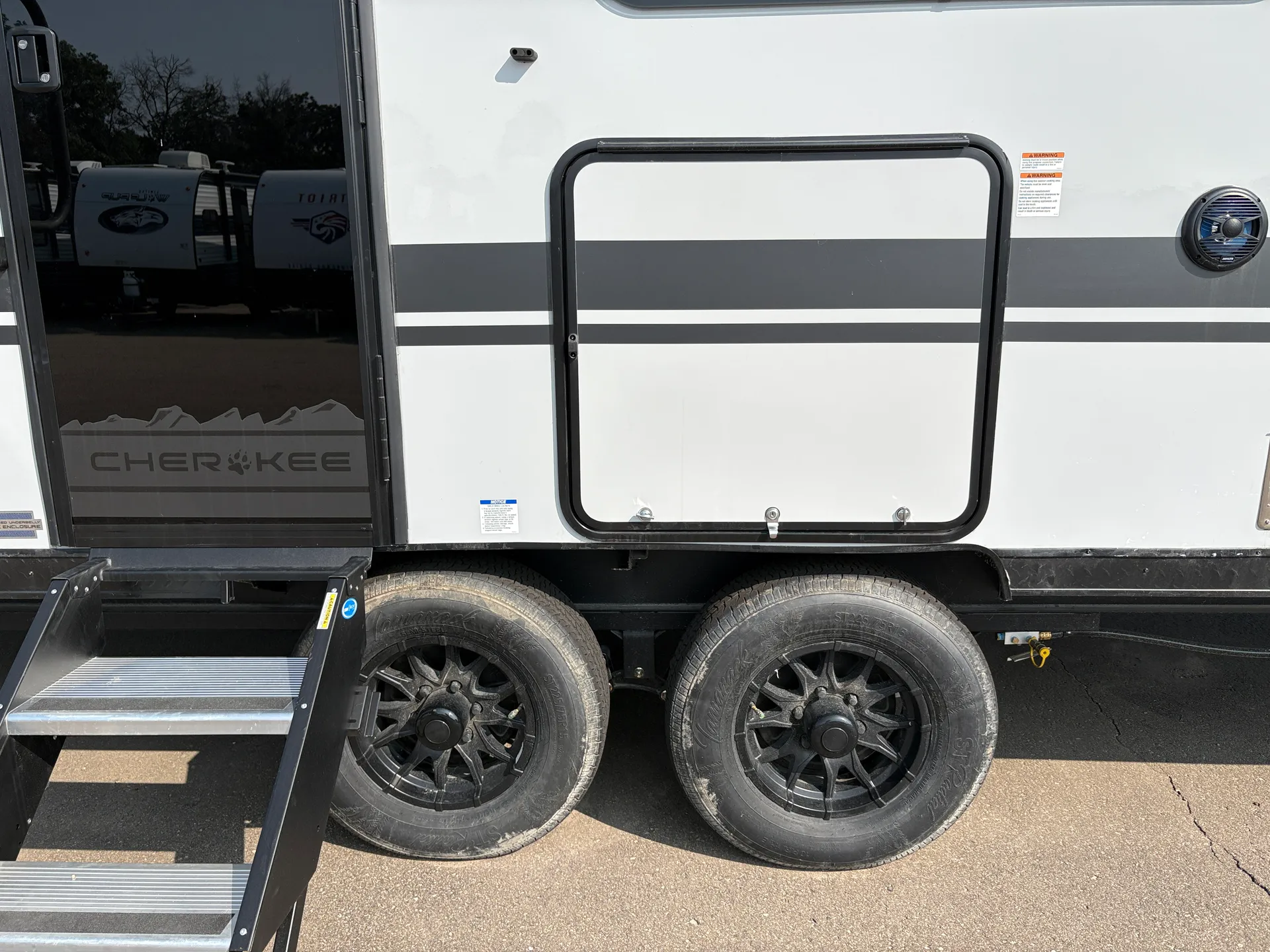 2026 Forest River Cherokee Grey Wolf Black Label 29NMBL — Photo 5