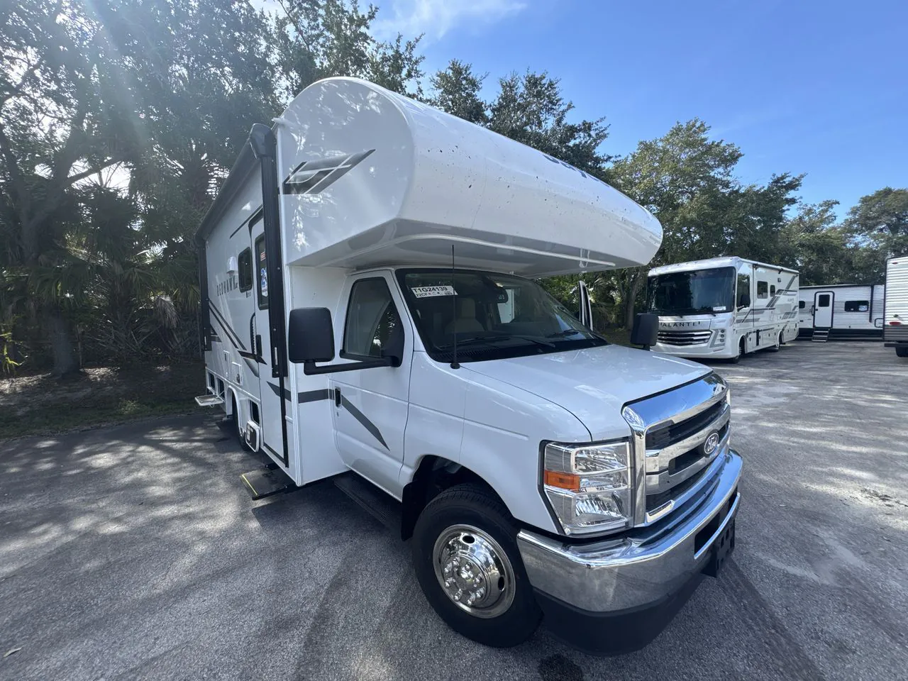 2026 Jayco Redhawk SE 22CF - Photo 2