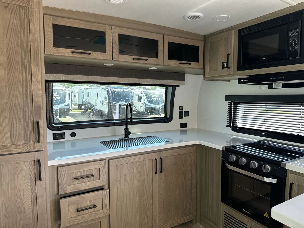 2027 Forest River Rockwood Mini Lite 2523MBR — Photo 5
