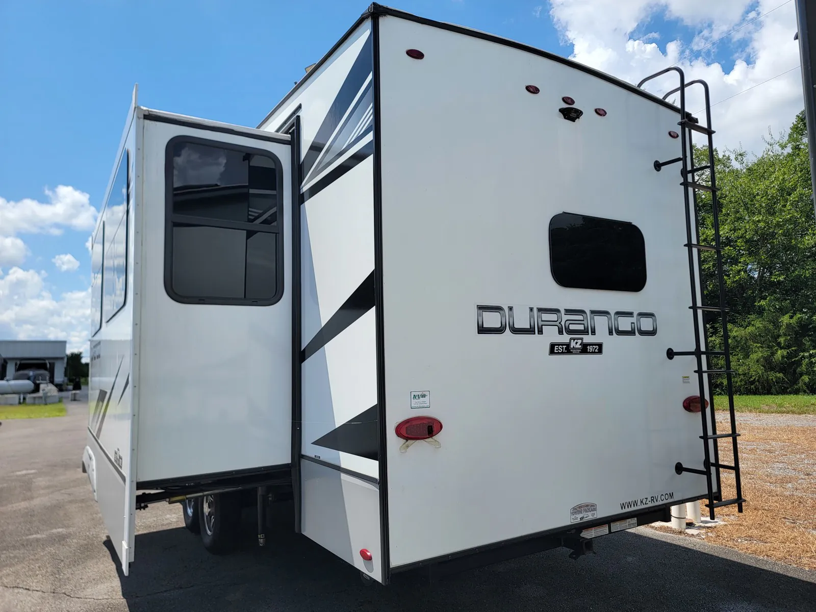 2023 K-Z Durango D321RKT - Photo 4