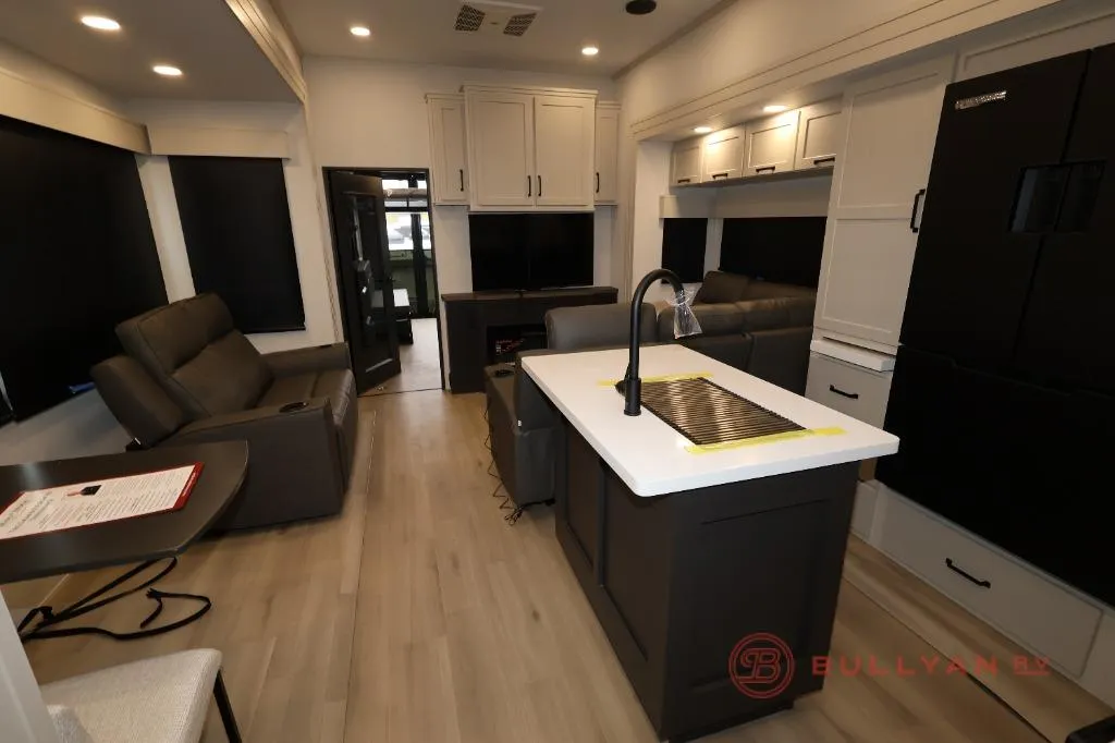 2026 Grand Design Momentum G-Class 394G - Photo 4