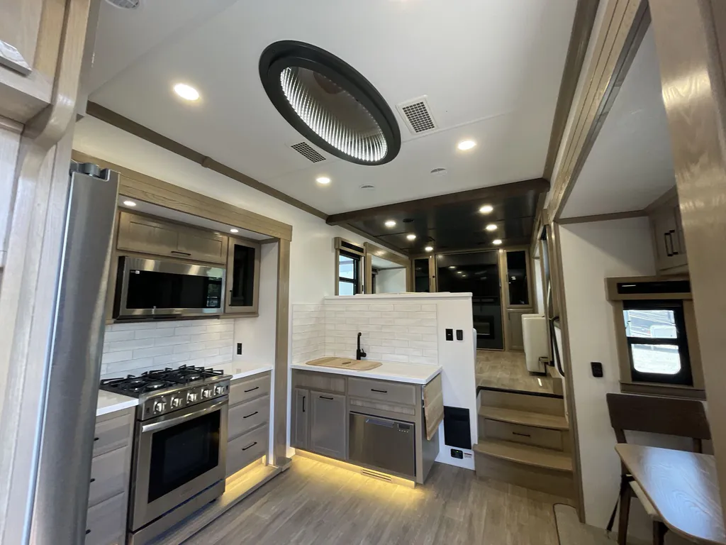2024 Forest River RiverStone 425FO, Photos photo 3