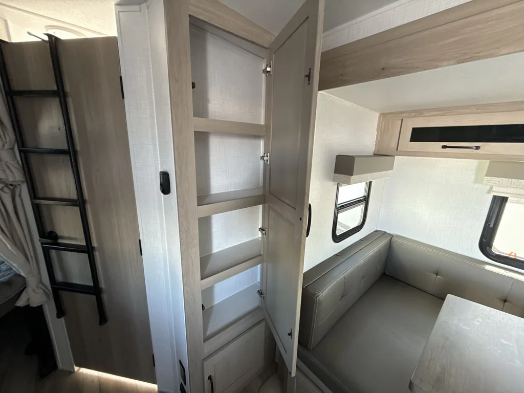2024 Forest River Flagstaff Micro Lite 25BRDS, Photos photo 19