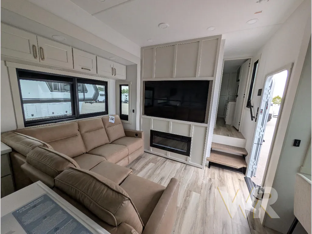 2027 Brinkley Model G 3970, Photos photo 47