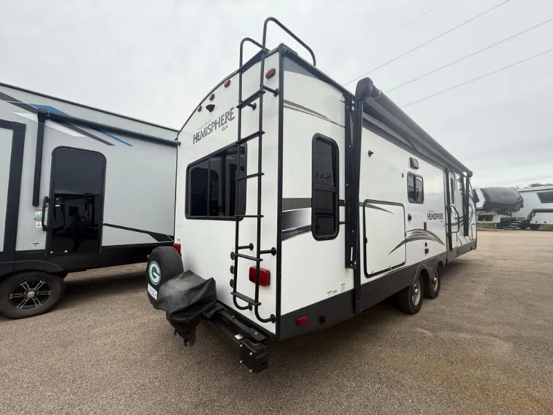2018 Forest River Salem Hemisphere Lite 272RL — Photo 7