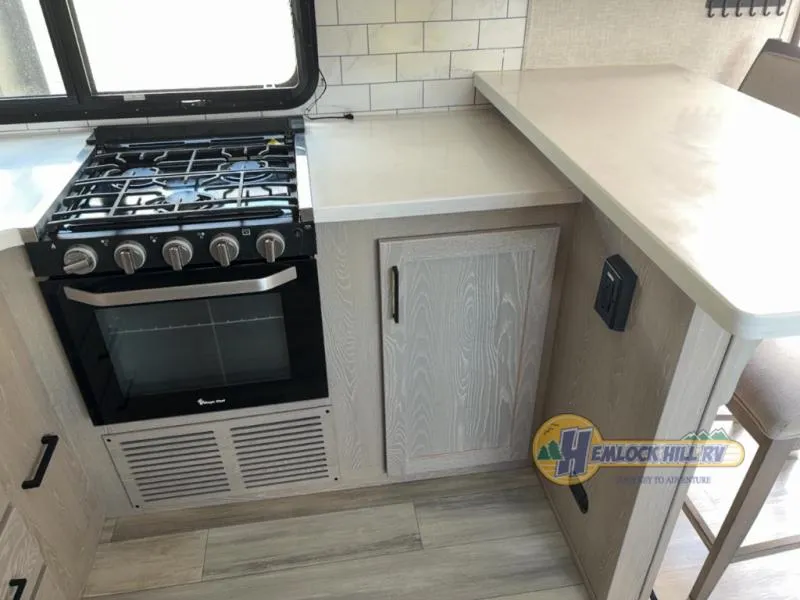 2023 Forest River Rockwood Signature 8262RBS - Photo 4