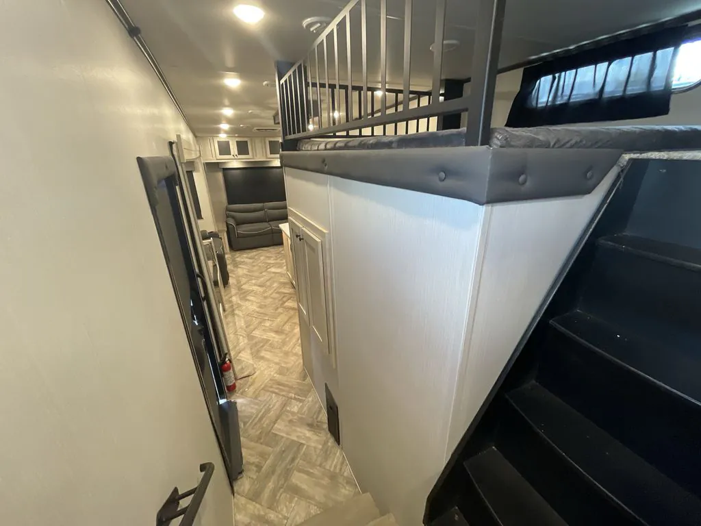 2023 Forest River Wildcat 369MBL, Photos photo 40