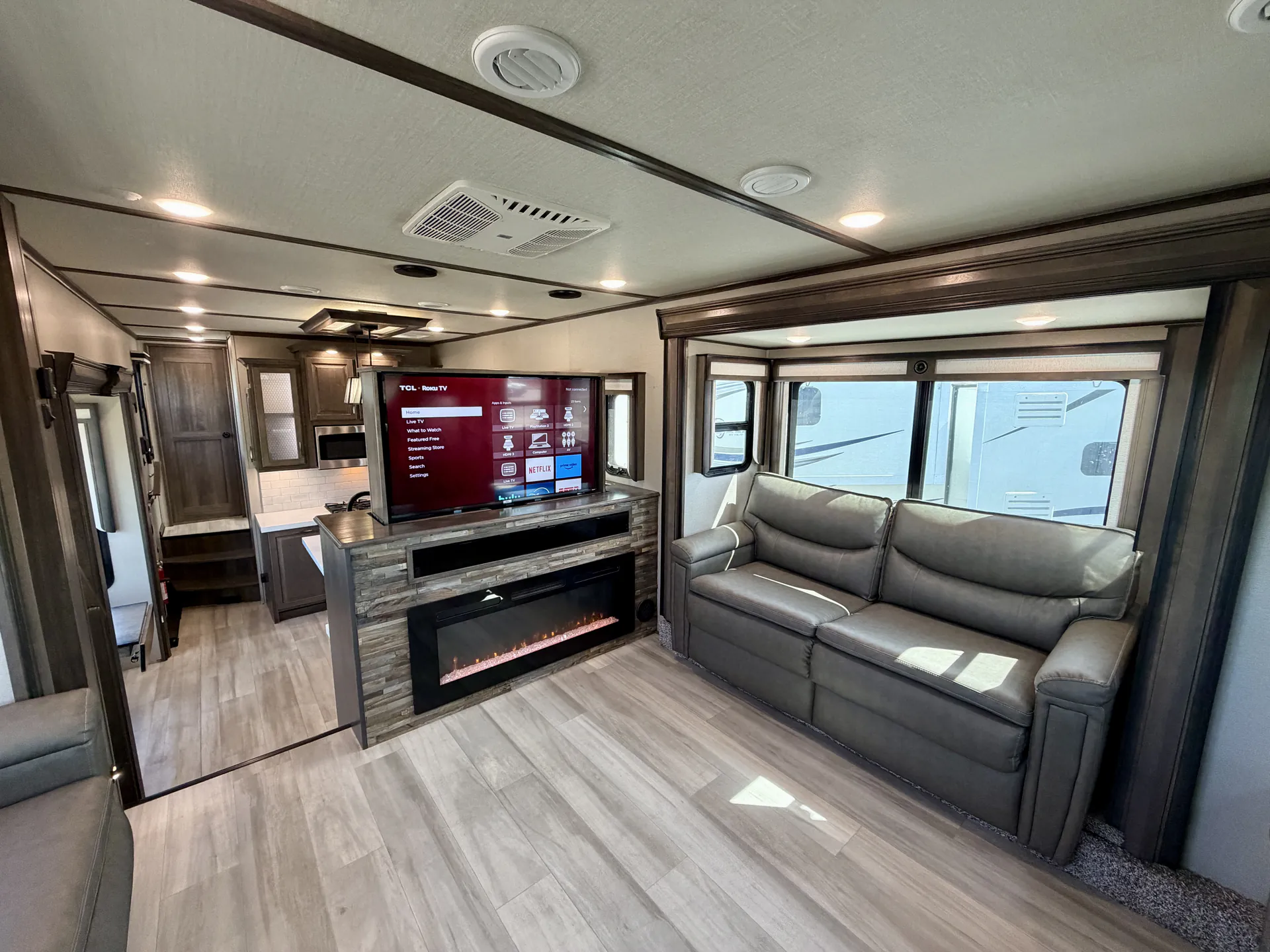 2021 Grand Design Solitude 346FLS - Photo 3