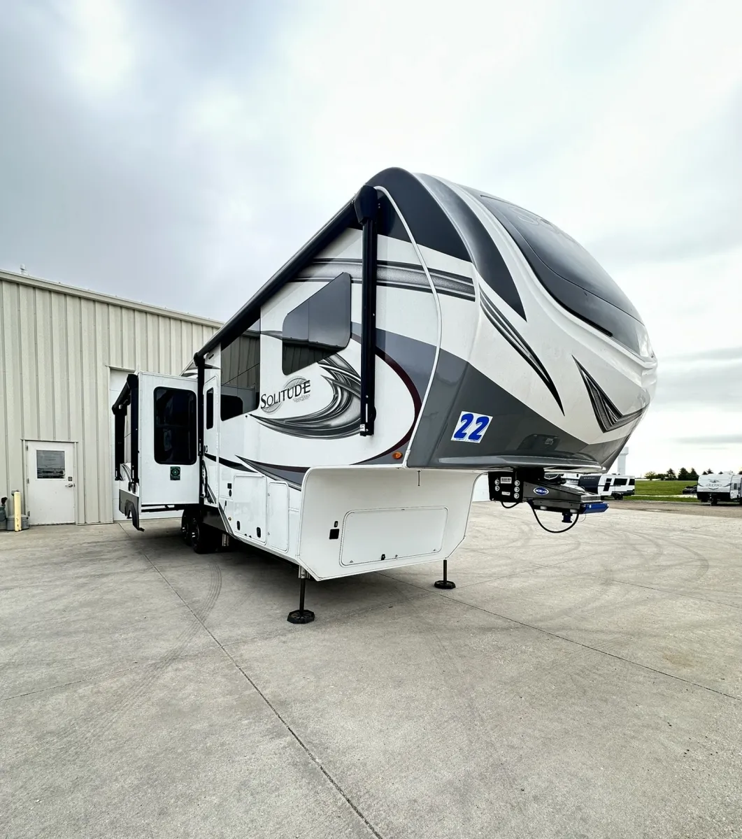 2022 Grand Design Solitude 280RK - Photo 2