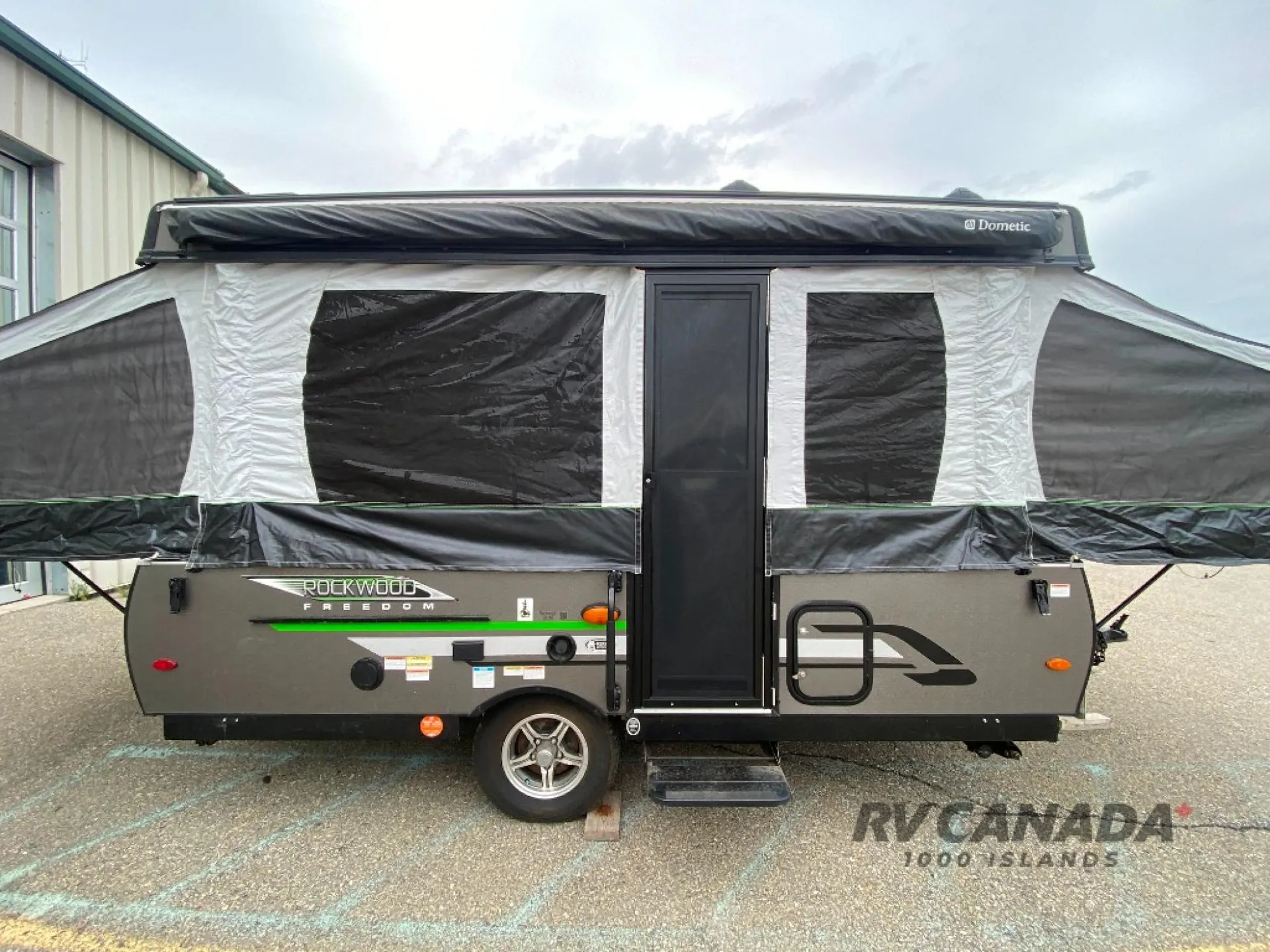 2020 Forest River Rockwood Freedom 2318G - Photo 3