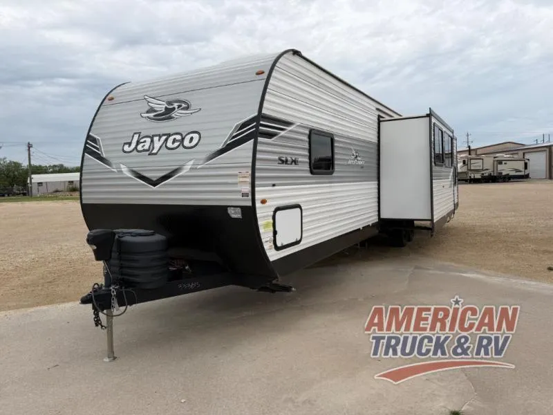 2025 Jayco Jay Flight SLX 333BTS - Photo 4